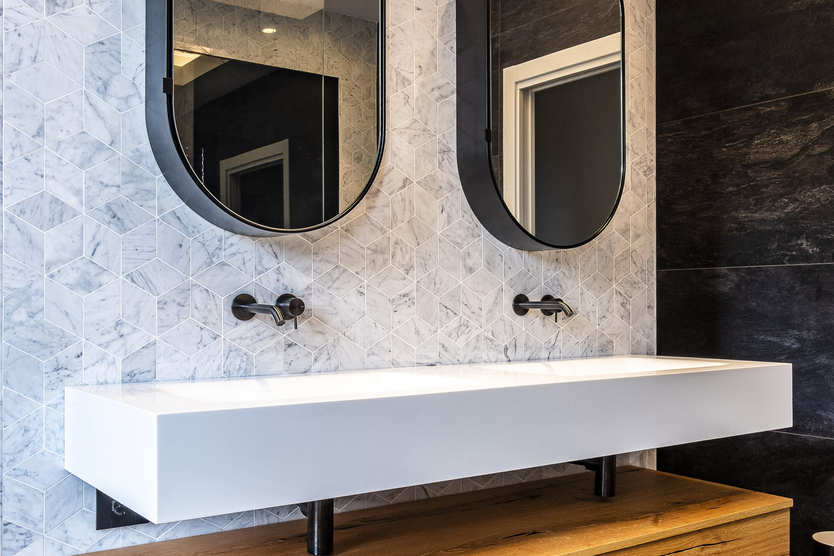 matteo-gennari-architecte-design-Casaoikos-bg